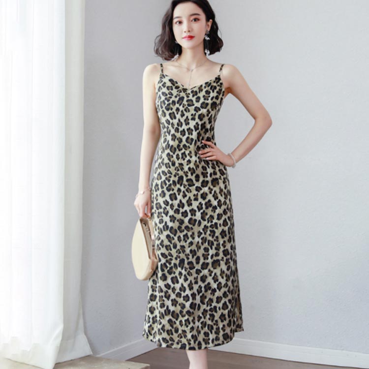 Minana スリップ ワンピース ロング丈 キャミソール型 キャミソールワンピース インナーワンピース ヒョウ柄 ノースリーブ 大人 セクシー パーティー キレイめ Vネック スリット