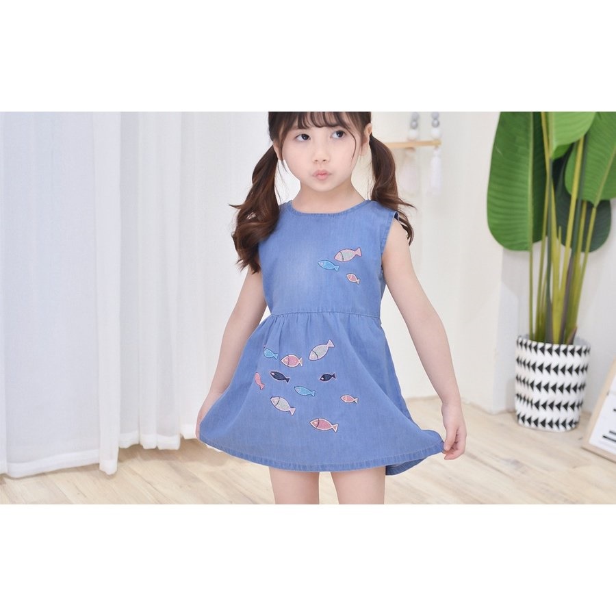 Minana デニムワンピース ノースリーブ ラウンドネック ミニ丈 ショート丈 子供用 ミニワンピース フレアスカート 背中ファスナー 背中リボン 夏 魚 フィッ